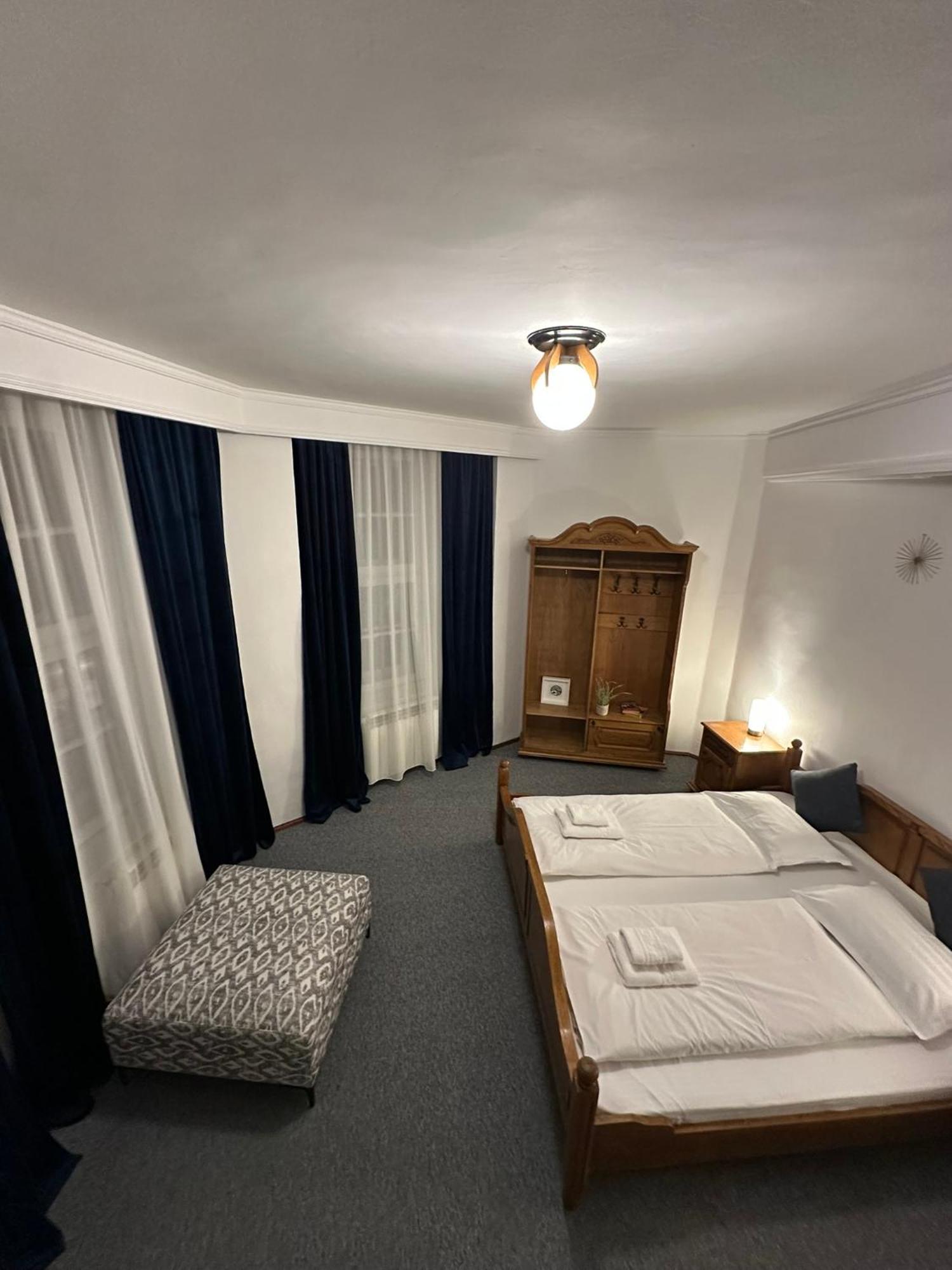 Pine Peak Apartments Predeal Buitenkant foto